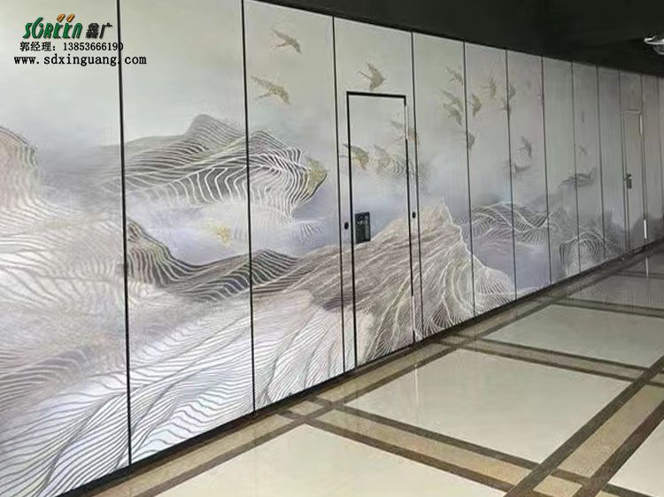 濰坊活動(dòng)隔斷廠家酒店活動(dòng)隔斷墻，展廳折疊推拉門，移動(dòng)屏風(fēng)高隔
